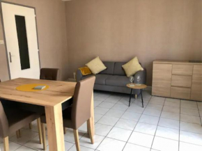 2 Bed Apartment Near the Coast & City Center